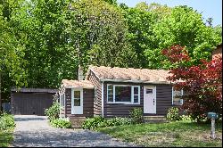 425 Spring Lake Road, Red Hook, NY 12571