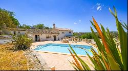 Charming 4 Bedroom Villa in a tranquil countryside area near Loule