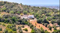 Charming 4 Bedroom Villa in a tranquil countryside area near Loule