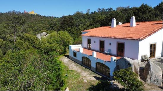 Outstanding property in the heart of the Sintra Mountains