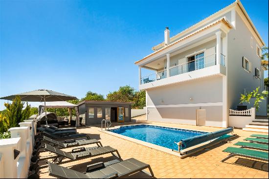 Detached house, 5 bedrooms, for Sale