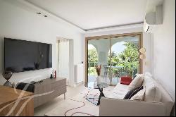 Cannes Basse Californie area Luxurious 5-room flat Panoramic sea view