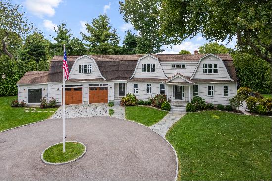 Stunning 4 BR, 4 bath home with the perfect blend of luxury and comfort!