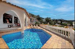 Mediterranean villa with stunning views and swimming pool - Mas Fumats