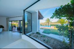 Villa in  Quinta do Lago with probably the best location with exceptional views