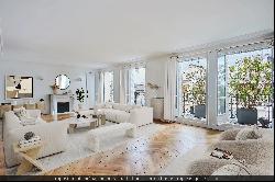 Paris 16th District – A superb 4-bed apartment