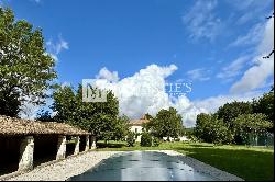 Fully renovated 16th-century logis with outbuildings and gîte near Angoulême