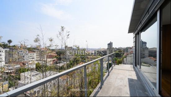 Four-bedroom villa with views over downtown Porto, for sale, Portugal