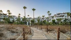 Elegance and spectacular views in the heart of Costalita, New Golden Mile, Estepona