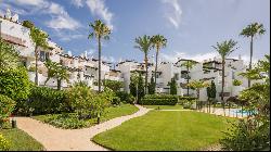 Elegance and spectacular views in the heart of Costalita, New Golden Mile, Estepona