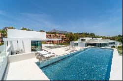 Spectacular modern villa in the heart of the Golden Mile, Marbella