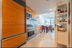 495 Brickell Ave 1708