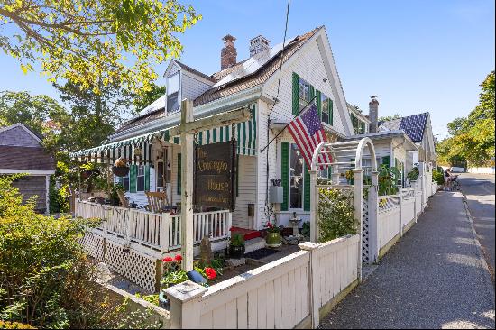 Guesthouse with Parking & Solar  in the Heart of Provincetown