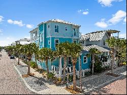 Superbly Located Beach House Close To Lagoon Pool And Beach Walkover