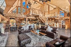 Tranquil Custom Log Home Retreat