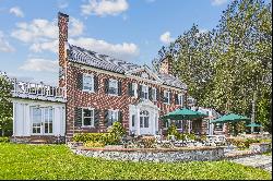 Georgian Home in Caves Valley