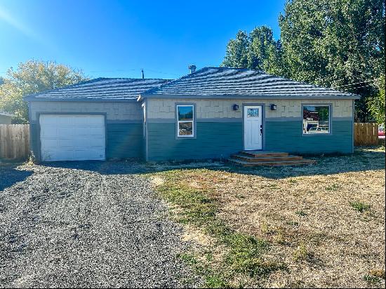 601 SE Fairview Street Prineville, OR 97754