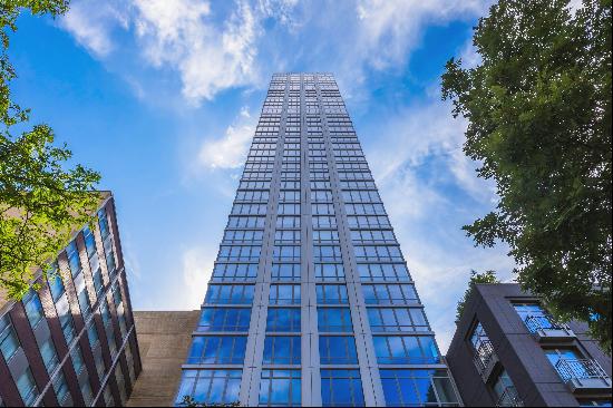 310 W 52nd Street, New York, NY, 10019