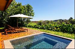 House next to the golf course in Fazenda Boa Vista