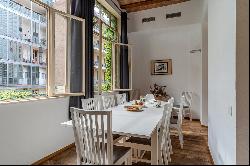 Excellent tourist apartment in Eixample Derecho, close to Passeig de Gracia.