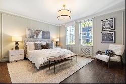 Renovated, Full-Floor Pacific Heights Condo