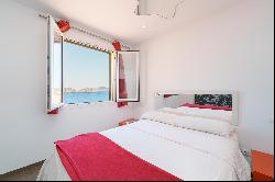 Penthouse in first sea line in Santa Ponsa