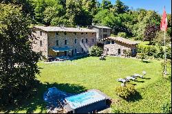 Montagnola: manor house & guest dependance for sale