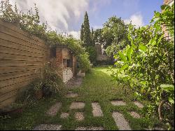 charming in a lovely neighborhood of Montevideo