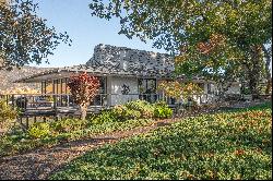 241 Henry Station Road, Ukiah, CA 95482