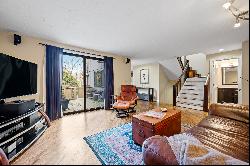 Lovely Treetop Park Townhome