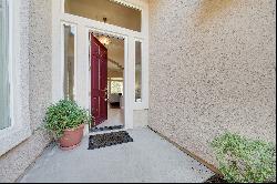 Single story with incredible location close to Folsom Lake