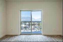 Immaculate Top Floor Condo with Unobstructed Mountain and Valley Views