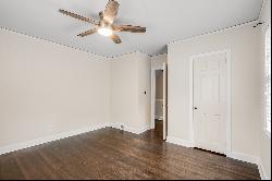 Sunny and Spacious Two Story Duplex in Buckhead