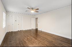 Sunny and Spacious Two Story Duplex in Buckhead