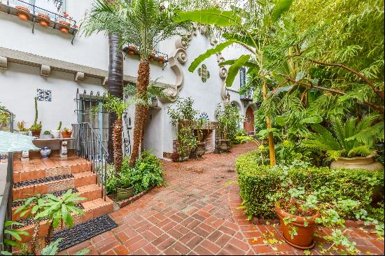 8225 Fountain Avenue Unit 8237, West Hollywood