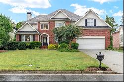 Beautiful Brick Home Moments from Town Brookhaven