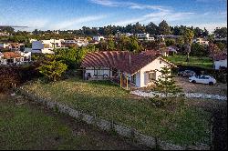 Beautiful house in Maitencillo with a garden