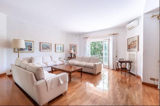 Apartment for sale in Roma (Italy)