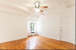 FOREST HILLS GARDENS ONE BEDROOM CO-OP SUBLET