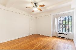 FOREST HILLS GARDENS ONE BEDROOM CO-OP SUBLET