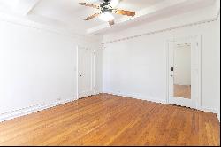 FOREST HILLS GARDENS ONE BEDROOM CO-OP SUBLET