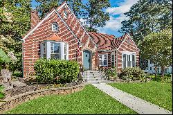 Meticulously Restored Morningside Home!