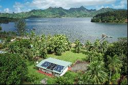 Huahine - Maroe - Houses on large plot with private dock