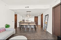 1000 Brickell Plz, #PH5706, Miami, FL