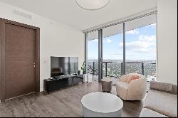 1000 Brickell Plz, #PH5706, Miami, FL