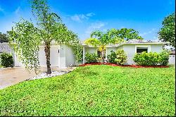 1350 Stadt Road NW, Palm Bay FL 32907