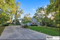 6415 Country Club Road, Omaha NE 68152