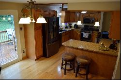 709 S Shenandoah Dr, Unity Twp PA 15650