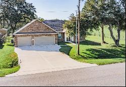 1156 Gifford Road, Angleton TX 77515