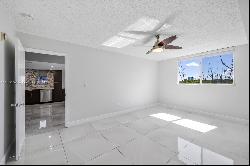 16590 NE 26th Ave Unit 502, North Miami Beach FL 33160